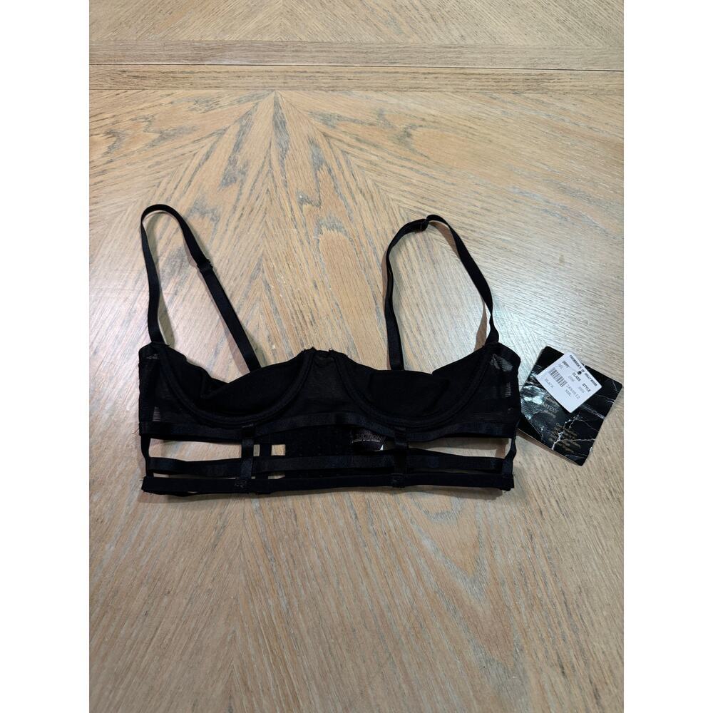 Seduction by Frederick’s of Hollywood black strappy cutout cage bra size small